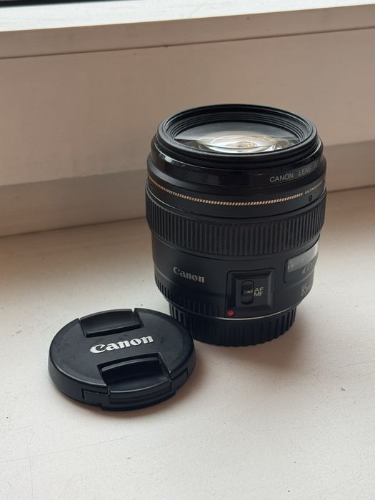 Обʼєктив Canon 85mm (f/1.8) USM