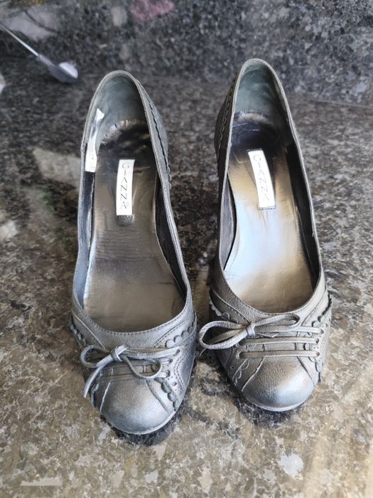 Sandálias 7 pares - 20€