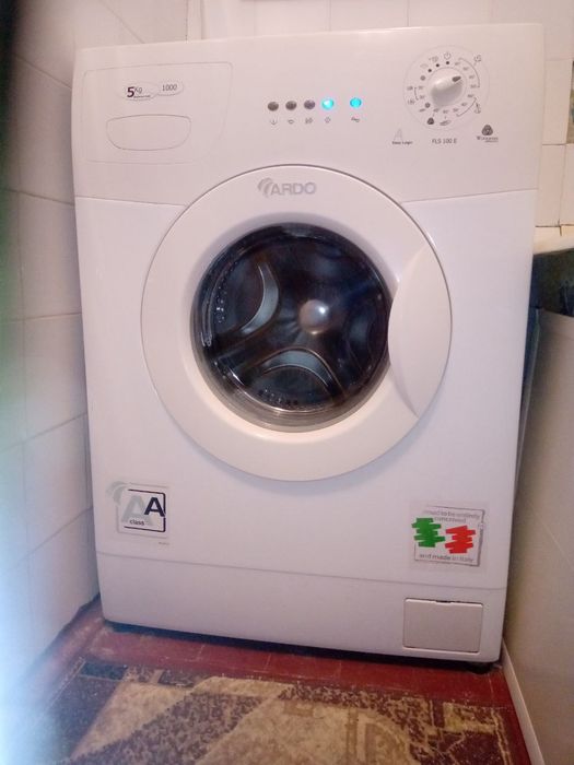 Пральна машина Ardo FLS 100 E (5 кг, 1000 об/хв) — Робоча