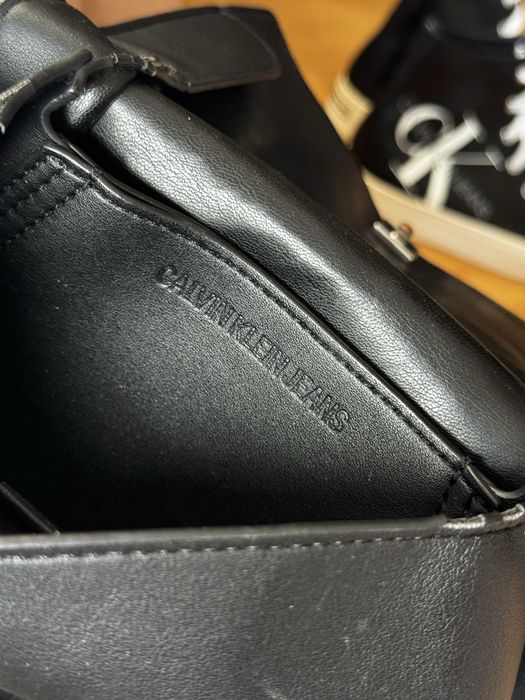 Calvin Klein Сумка+кеды/бу, хорошие состояние