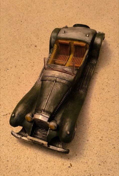 Miniaturas em madeira, uma coleção "LOUÇAS FALCÃO"