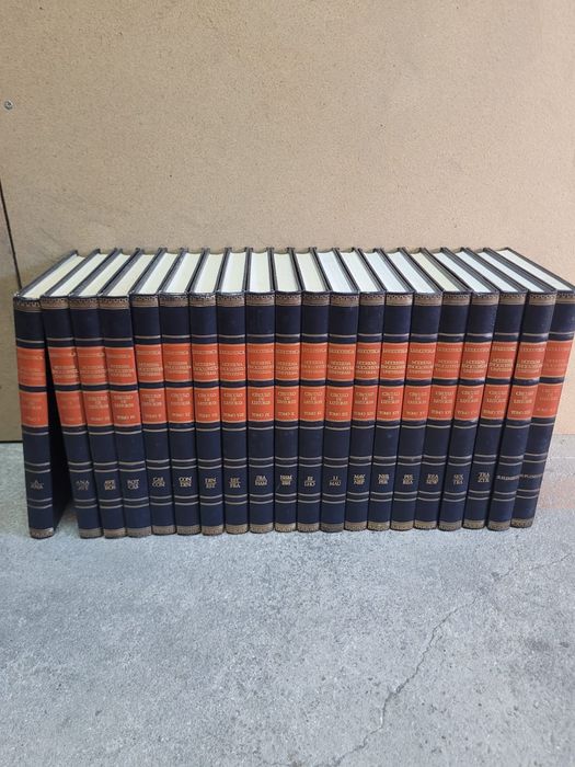 Selling Lexicoteca