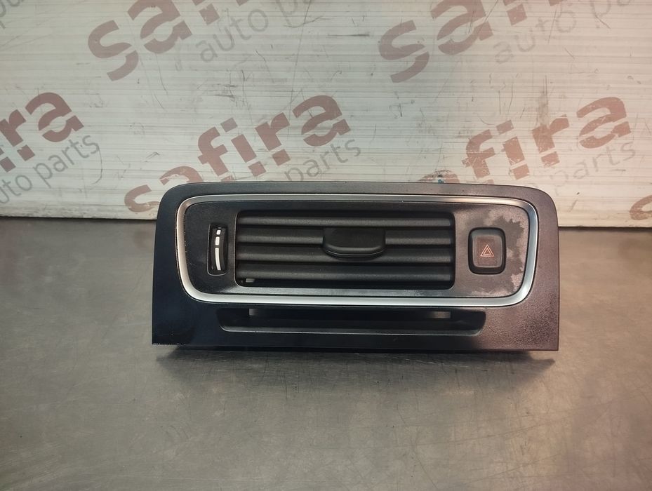 Difusor de Ar Central VOLVO V60 I - 30791699