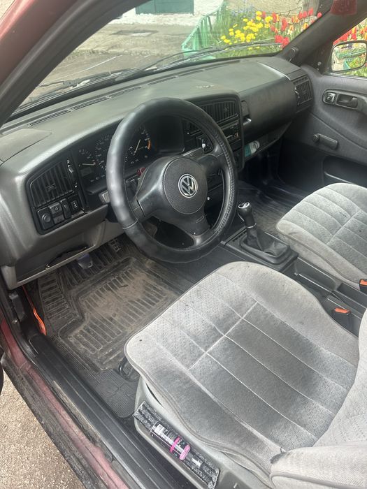 Продам Фольцваген Пассат Б3