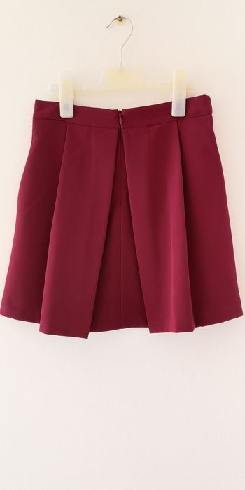 Saia curta bordeaux