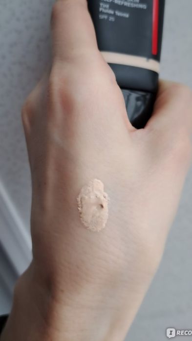 Тональный флюид Shiseido Synhro Self-Refreshing Tint SPF20,оригинал.