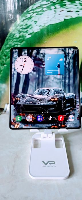 Продам крутейшый, почти новый телефон Samsung Galaxy Fold5 12/512GB Ic