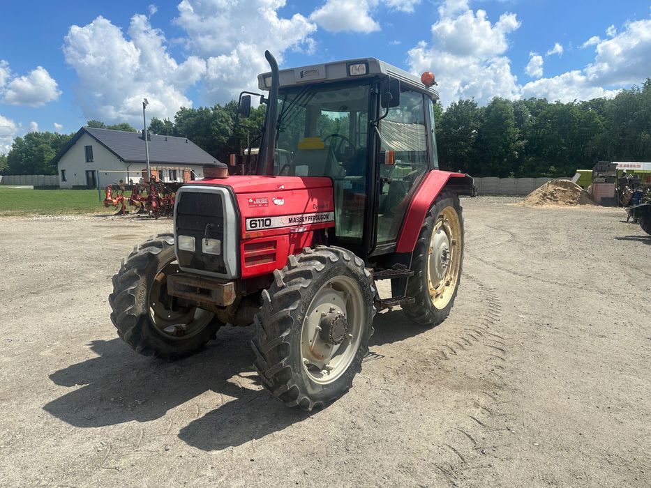 Massey Ferguson 6110