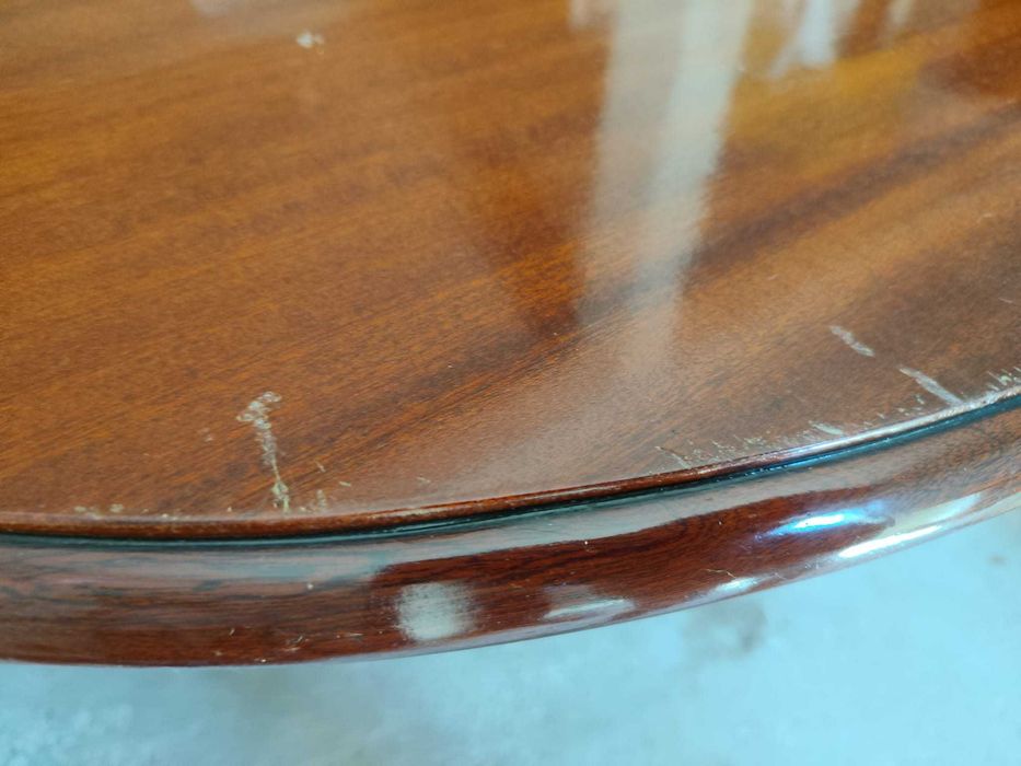 Mesa de jantar extensível em cerejeira