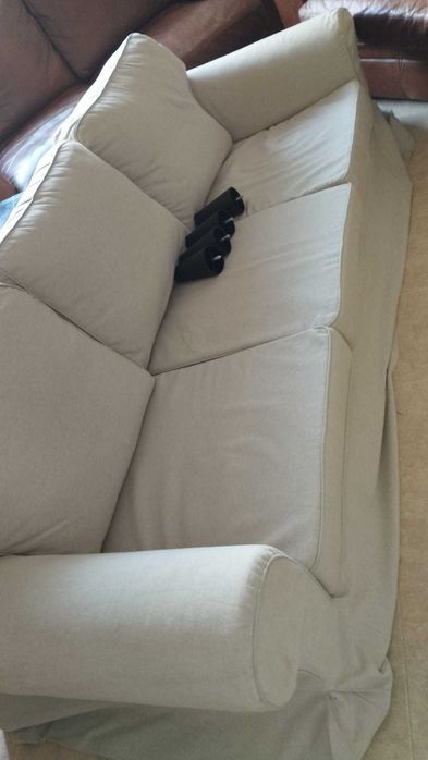Sofá 3 lugares Ikea cinz/beje em excelente estado