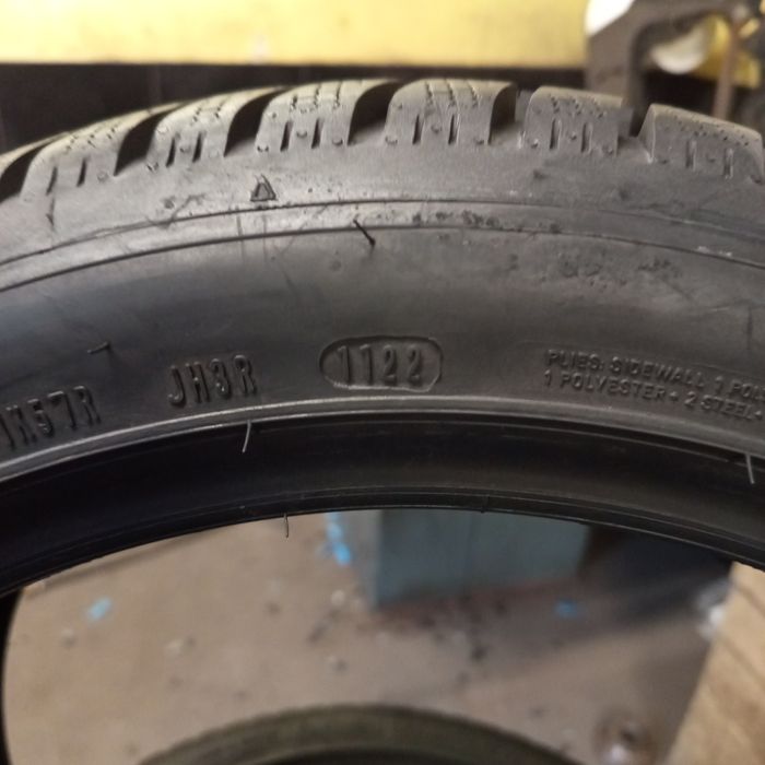 225/45/R17 Dunlop WinterSport 5