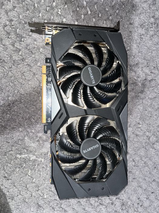 Karta graficzna radeon rx 5500xt 4gb