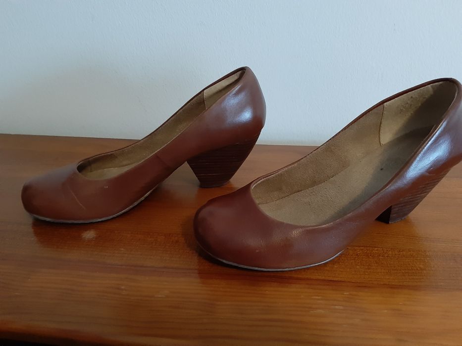 Sapatos ALDO em tom camel 38 Redução de preço