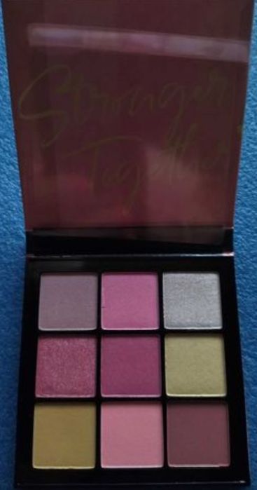 Paleta cieni od Avon