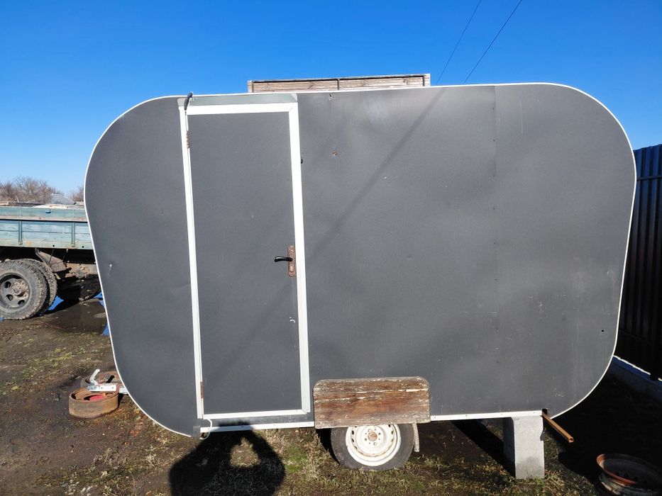 Треллєр на колесах