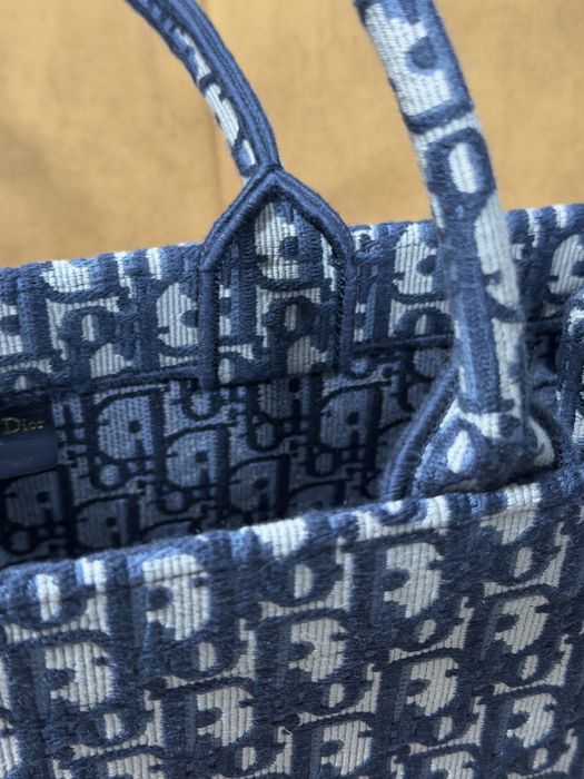 Christian Dior Book Tote Сумка-шопер. Оригінал