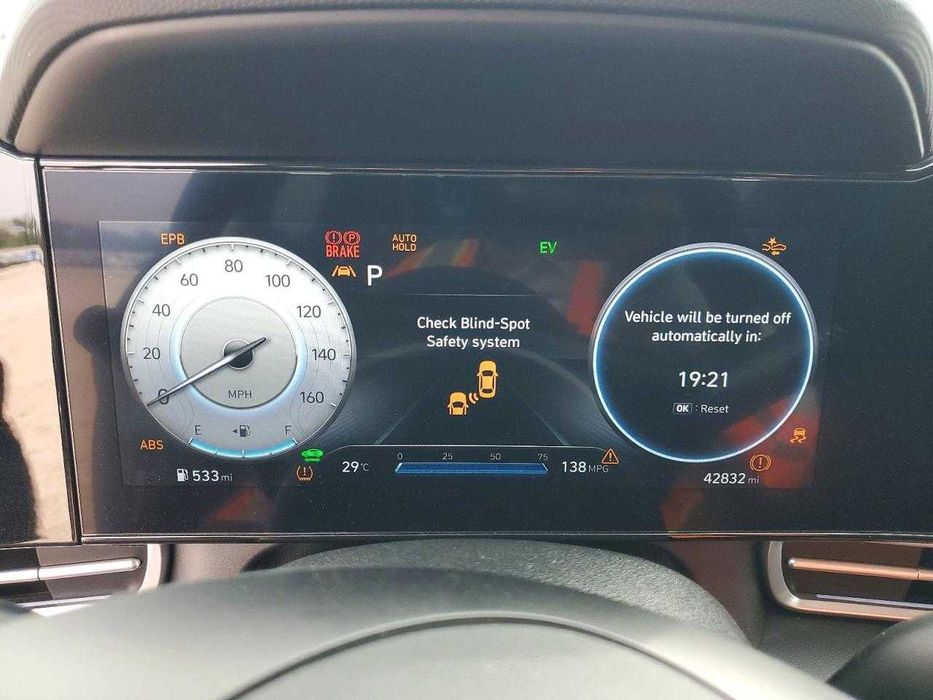 Hyundai Elantra Limited 2023