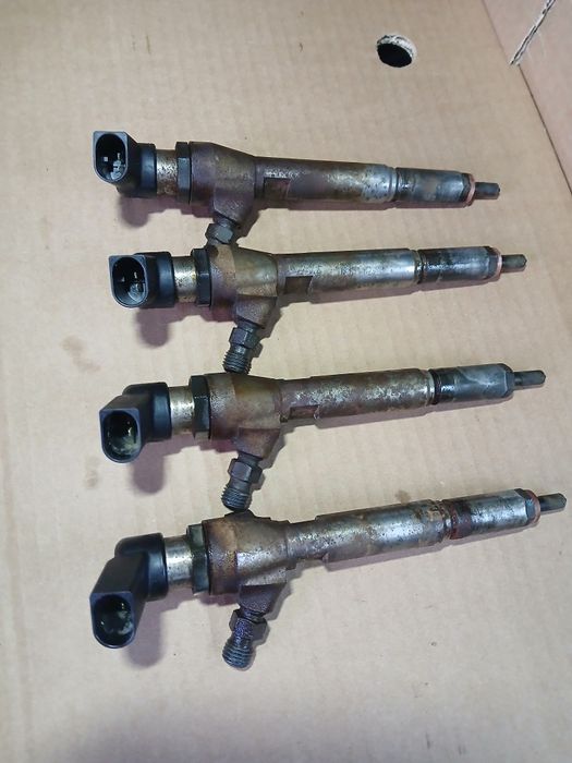 Wtryski, wtryskiwacze 1.5 dci,Siemens continental Renault Dacia Logan,Dokker.