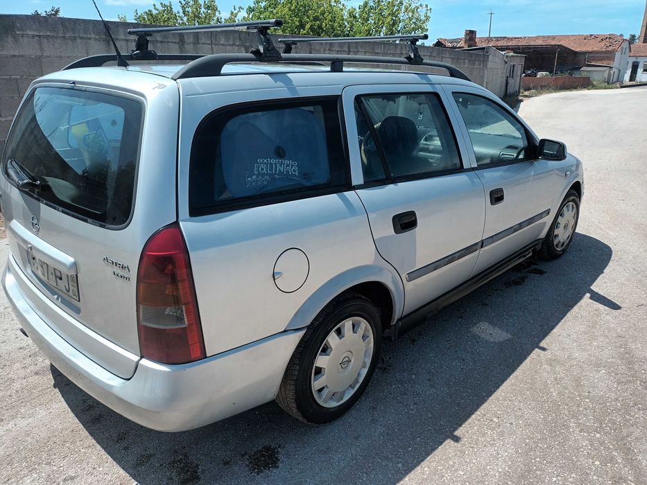 Carro muito bom.