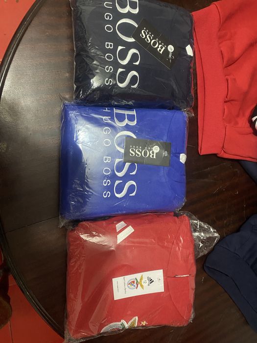 Vendo fatos de criança dos 2 anos aos 14 anos