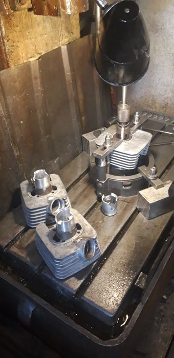 Розточка з хонінгуванням циліндрів всіх видів.