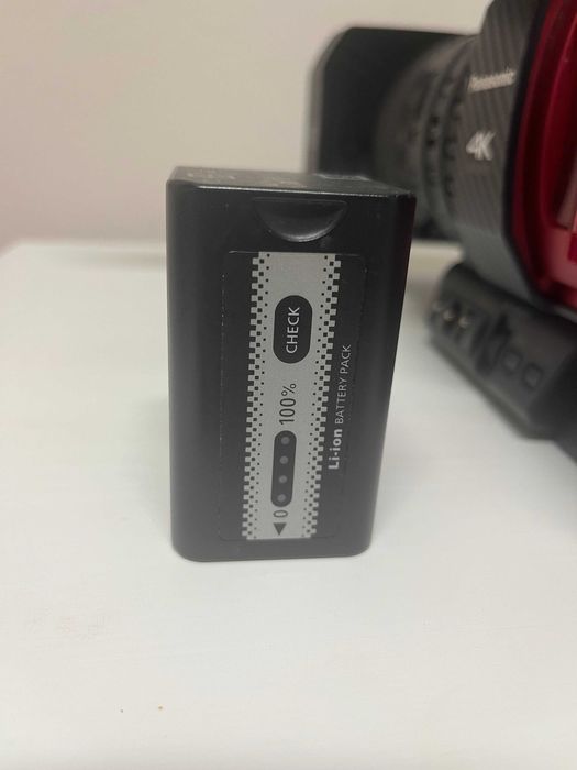 Panasonic AG-DVX200 4K