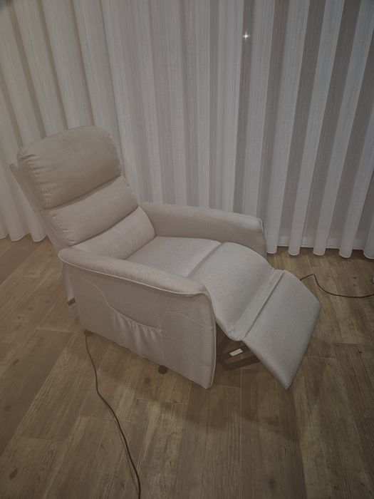 Poltrona cadeirão relax geriatrico eléctrico