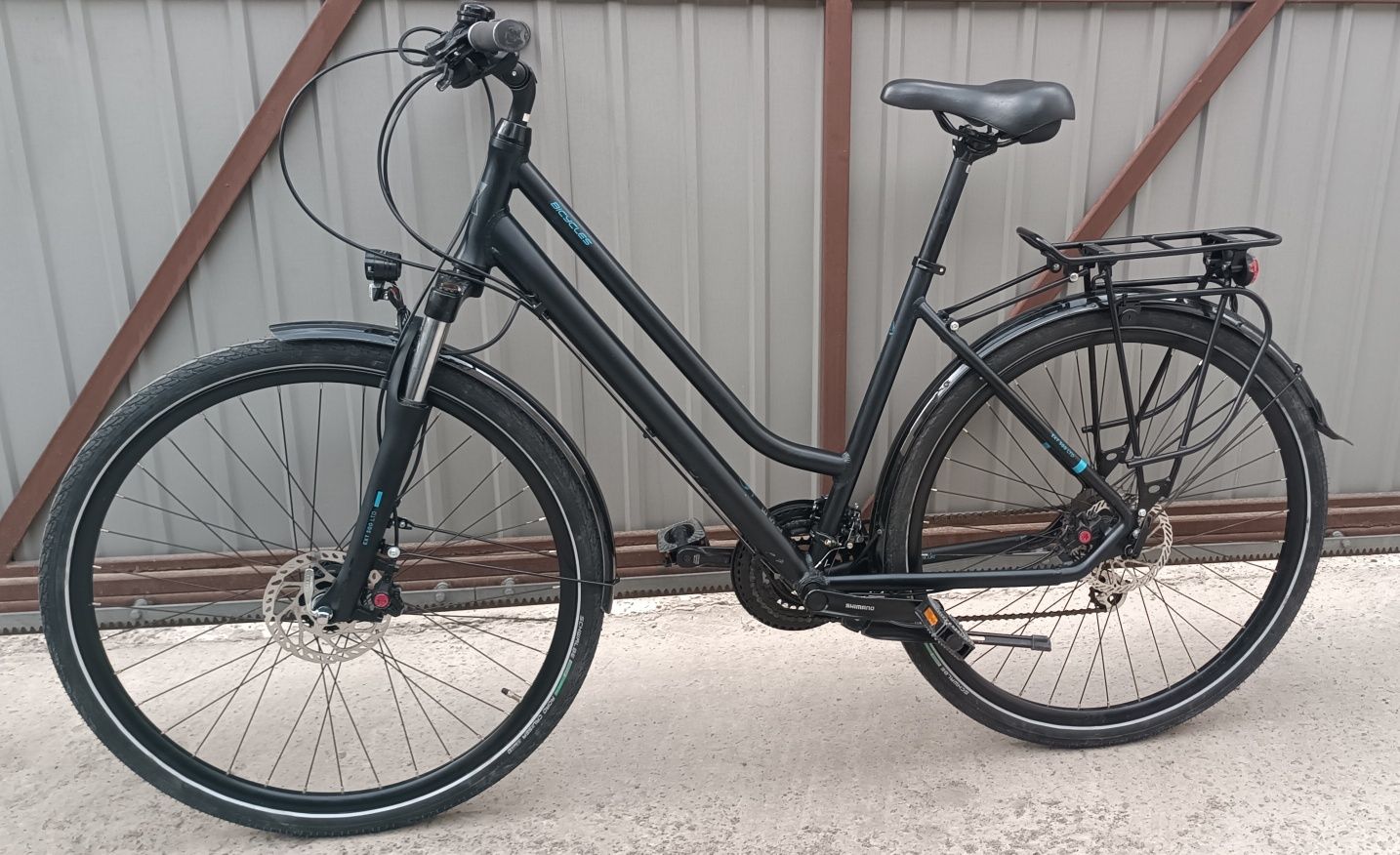 Bicycles ltd 28 L 3 8 shimano clarks 11 400 Olx