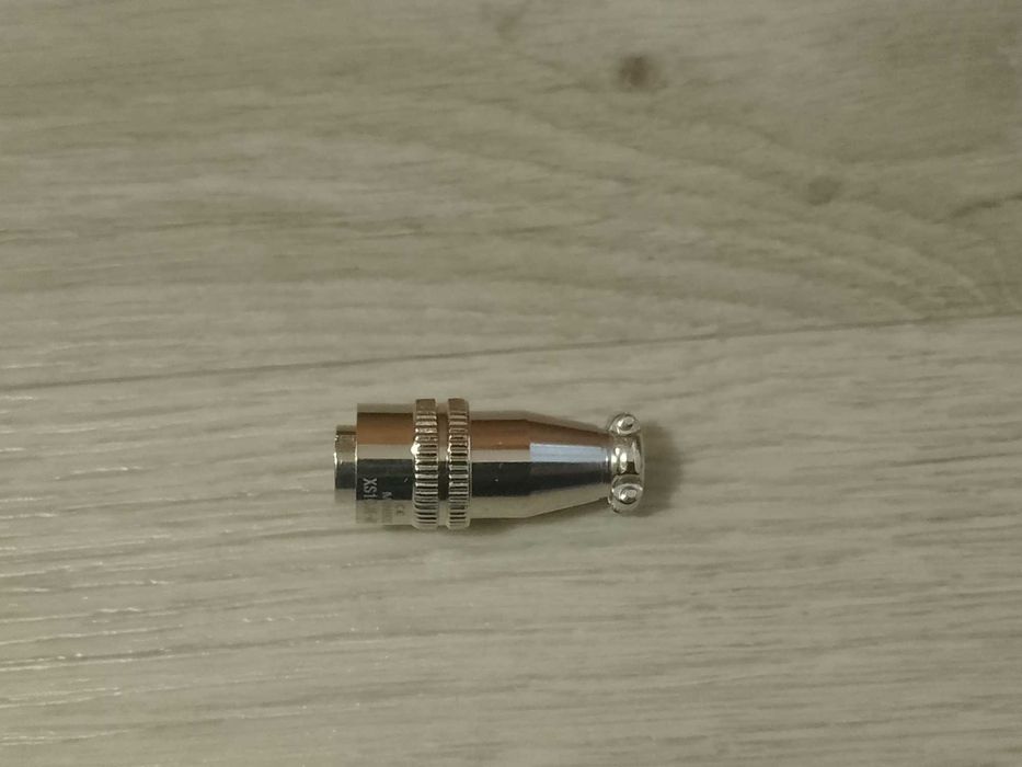 Продам роз'єм xs10-4p. Підходить для щупів тестеру YR1035.