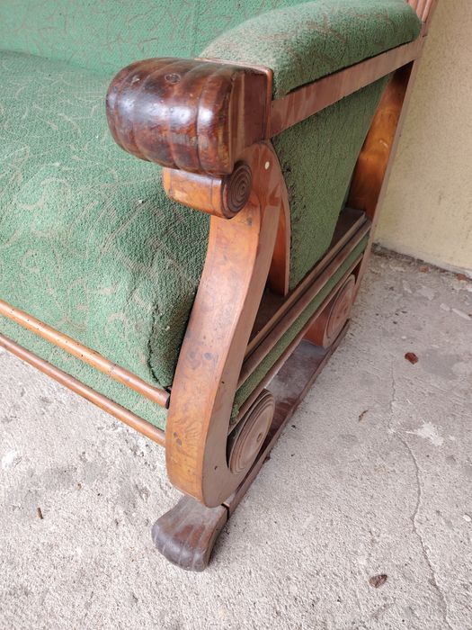 Stara sofa biedermeier w orzechu / XIX w / do renowacji / antyk