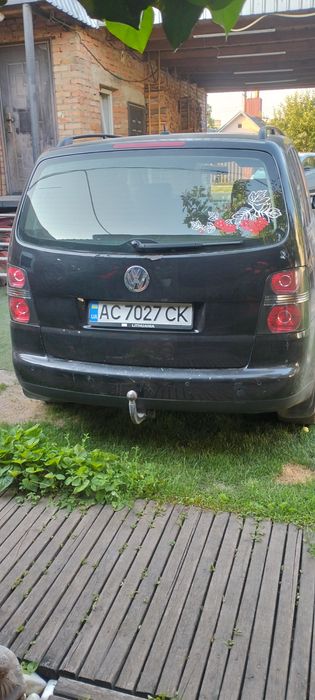 Фольксваген Тауран АВТОМАТ!