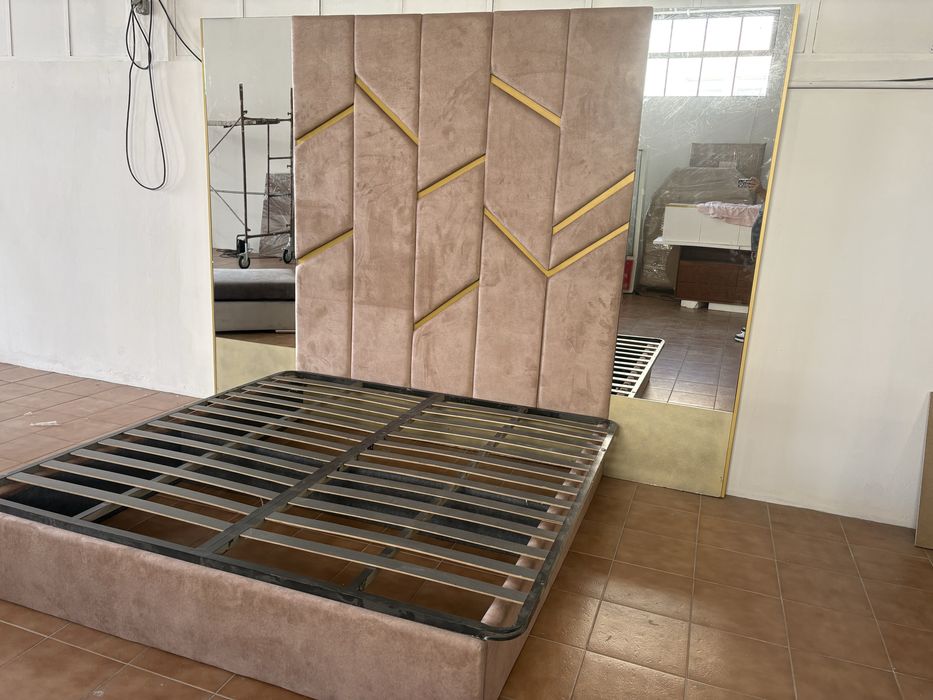 Cama de casal.