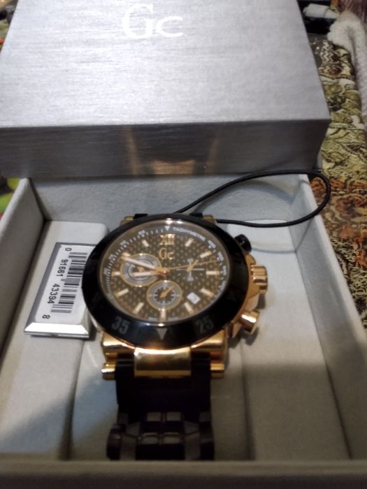 Часы наручные Швейцарские