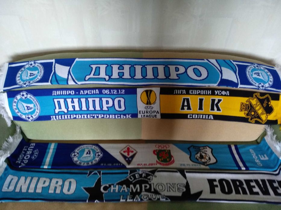 Матчевый клубный/командный шарф/роза. ФК Днепр Днепропетровск Украина