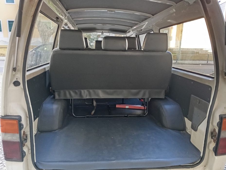 Nissan Urvan em bom estado