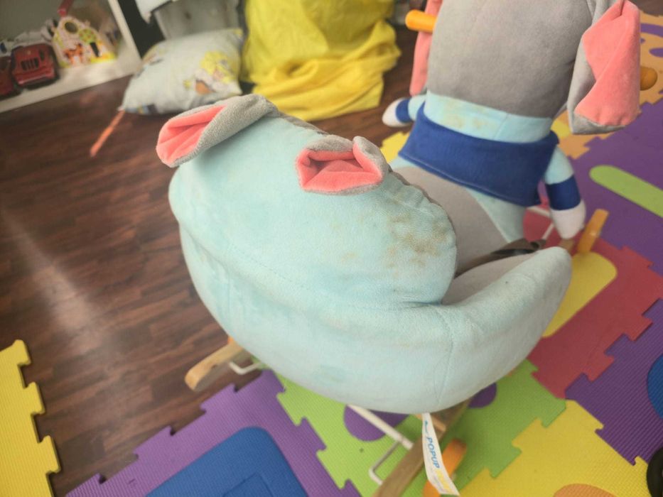 Baloiço para quarto de criança Coelho divertido