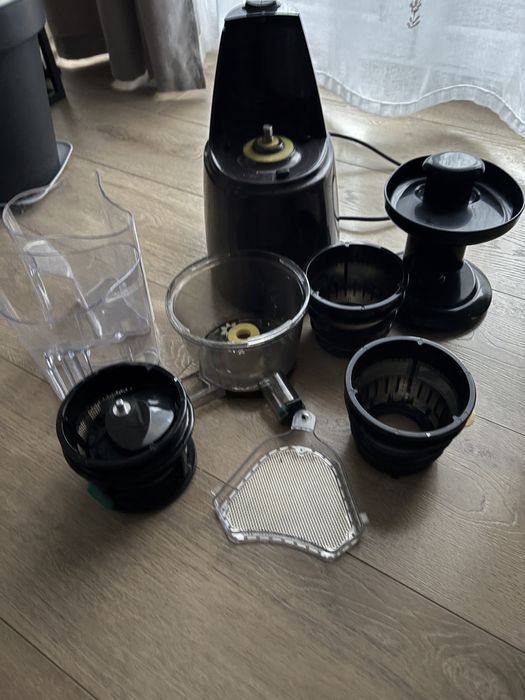 Wyciskarka do owoców i warzyw HomeKraft