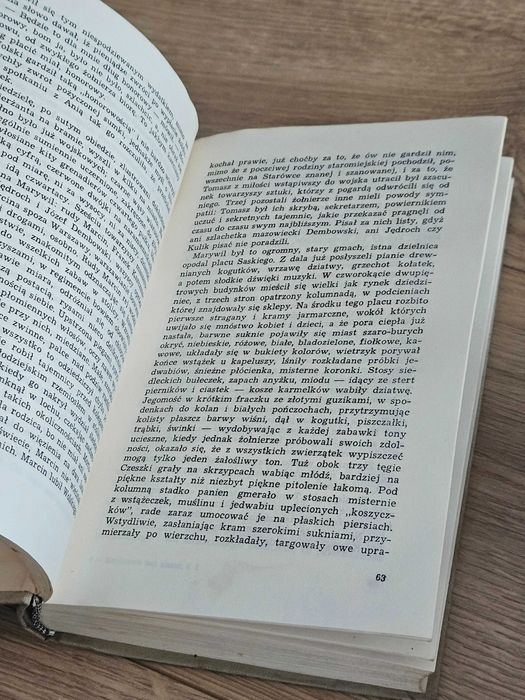 Królestwo bez ziemi - Tadeusz Hołuj tom 1 i 2