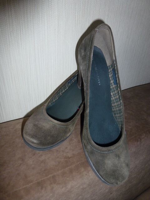 TOMMY HILFIGER buty rozmiar 40 -41 oryginalne nowe skóra naturalna
