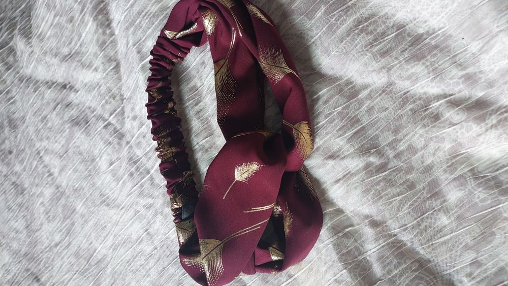 Nowa opaska do włosów