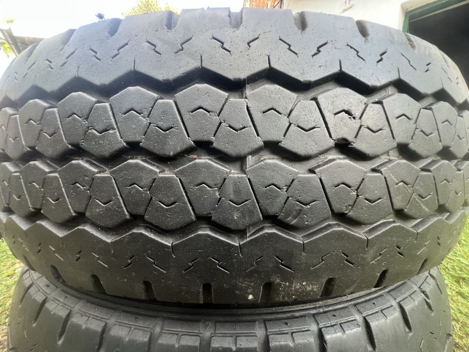 Шини bridgestone 215/75 16C