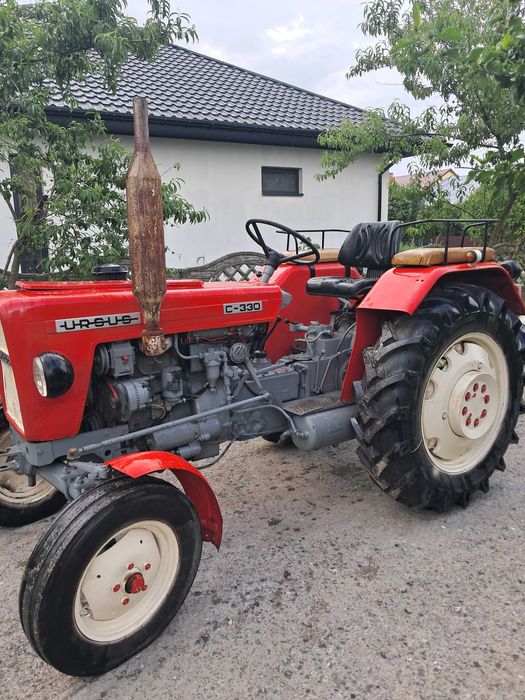 Sprzedam ciągnik C330