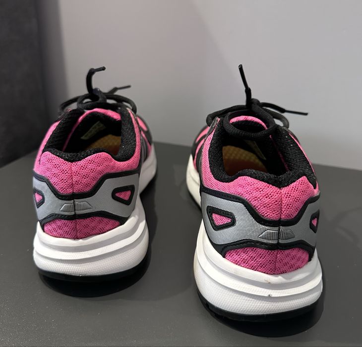 Жіночі кросівки для бігу Adidas