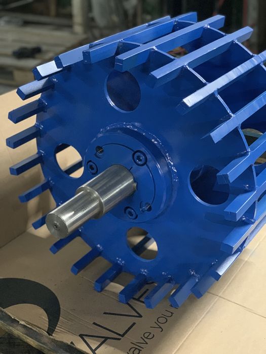 Металообробка: лазерний розкрій, гнуття, зварювання, фарбування.