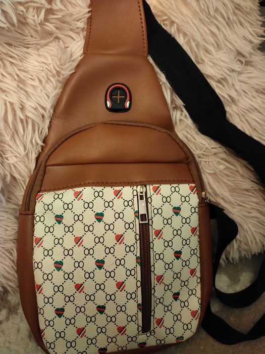 Śliczny plecaczek torebka