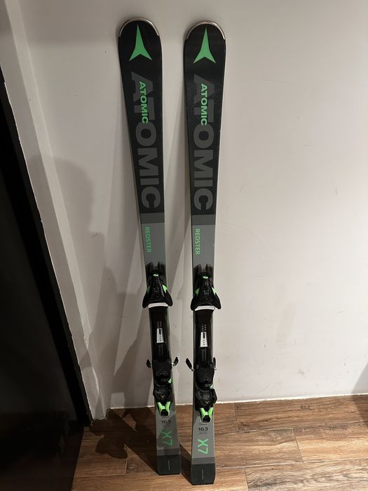 Skis Atomic Redster X7