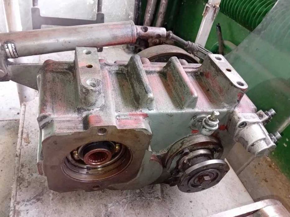 Вживаний міст екскаватора Atlas 1604 | Передній, задній + багато інших