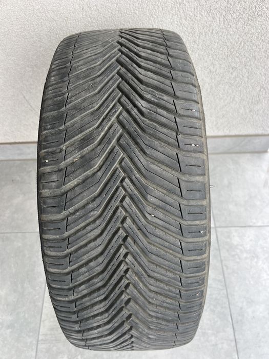 Opona Michelin CrossClimate 2 245/45R20