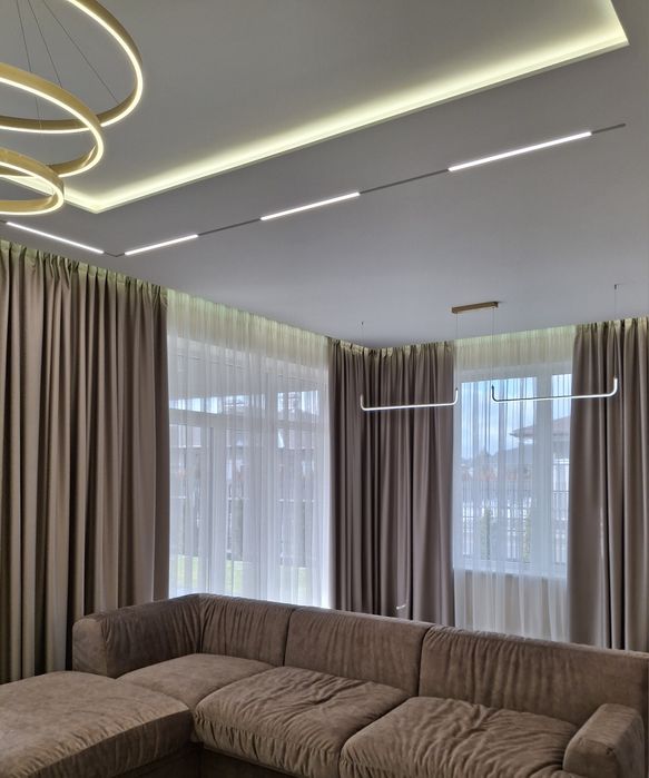 Пошиття дизайн штор Римські штори на косі вікна Карнизи ролети