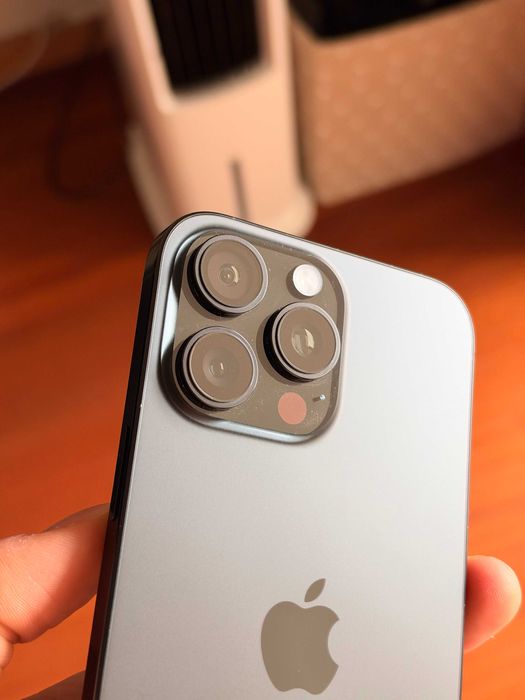 iPhone 16 Pro Max 256GB - com Apple Care Plus